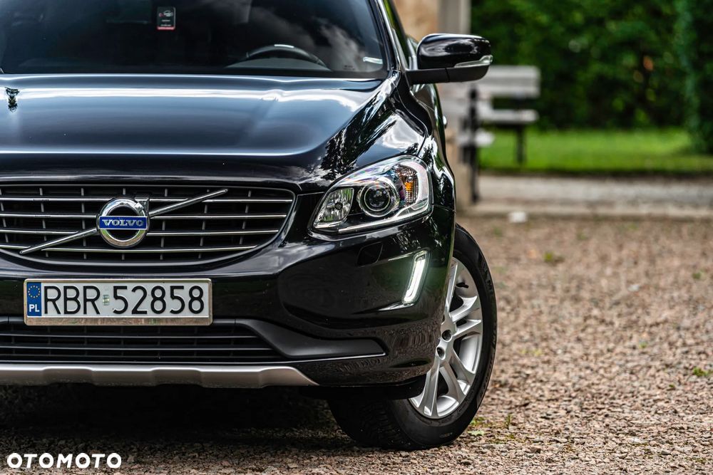 Volvo XC 60 D3 Geartronic Summum - 11