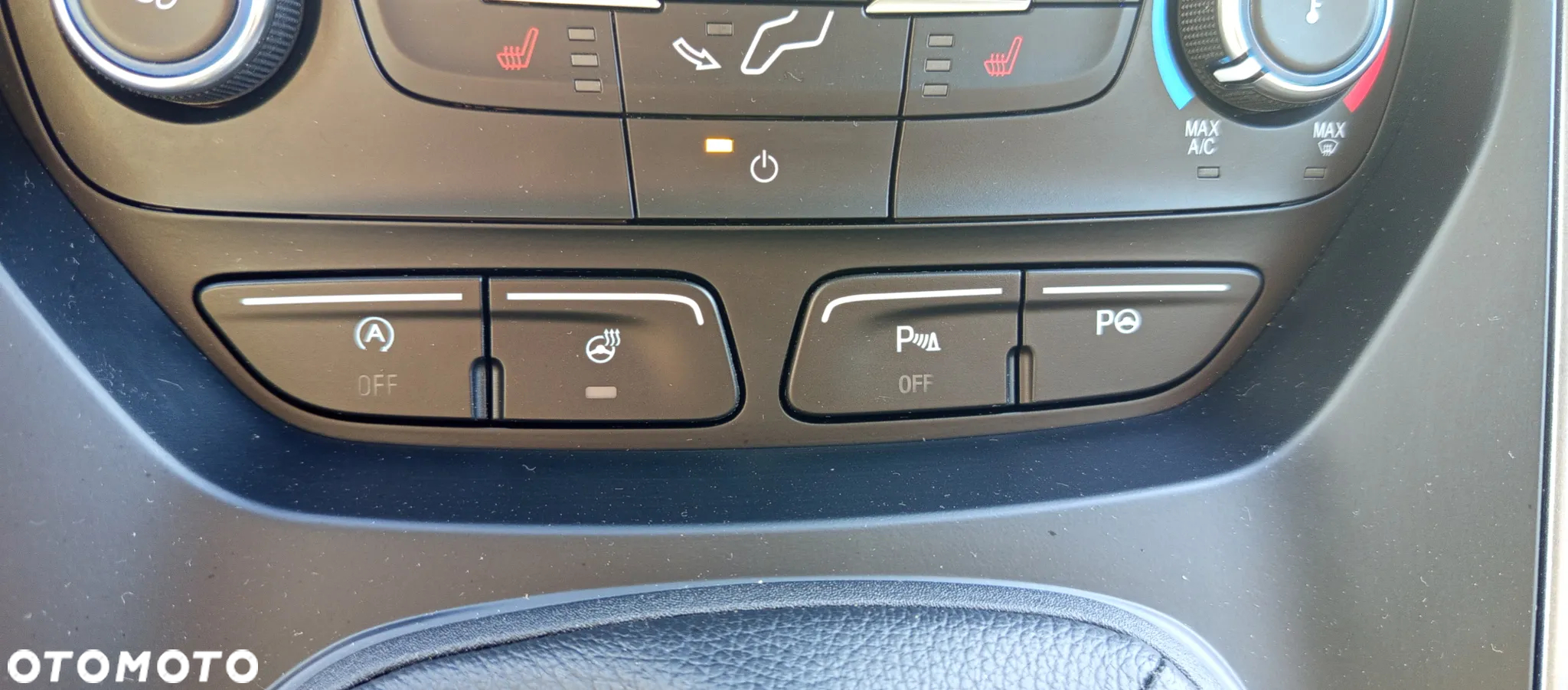 Ford Kuga - 20