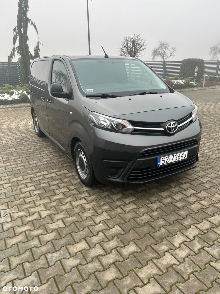 Toyota Proace - 1