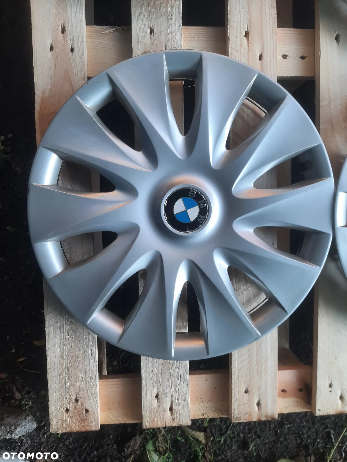 Kolpak BMW 16" Oryginalne 17812610 komplet - 4