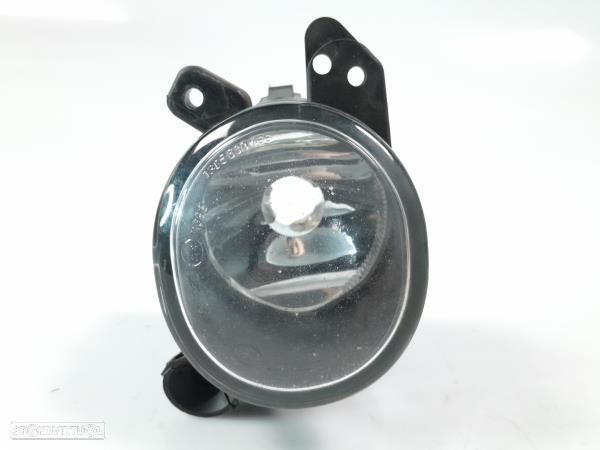 Farol Nevoeiro Esq Mercedes-Benz C-Class (W204) - 1