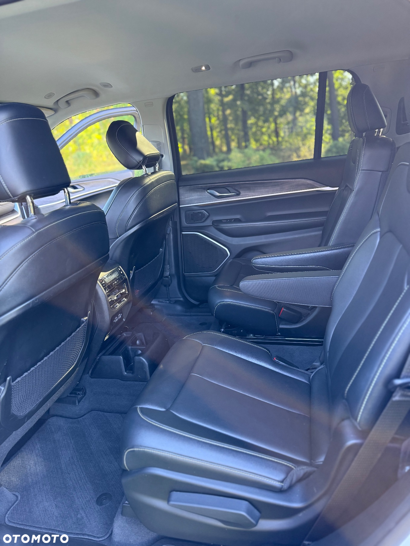 Jeep Grand Cherokee - 18