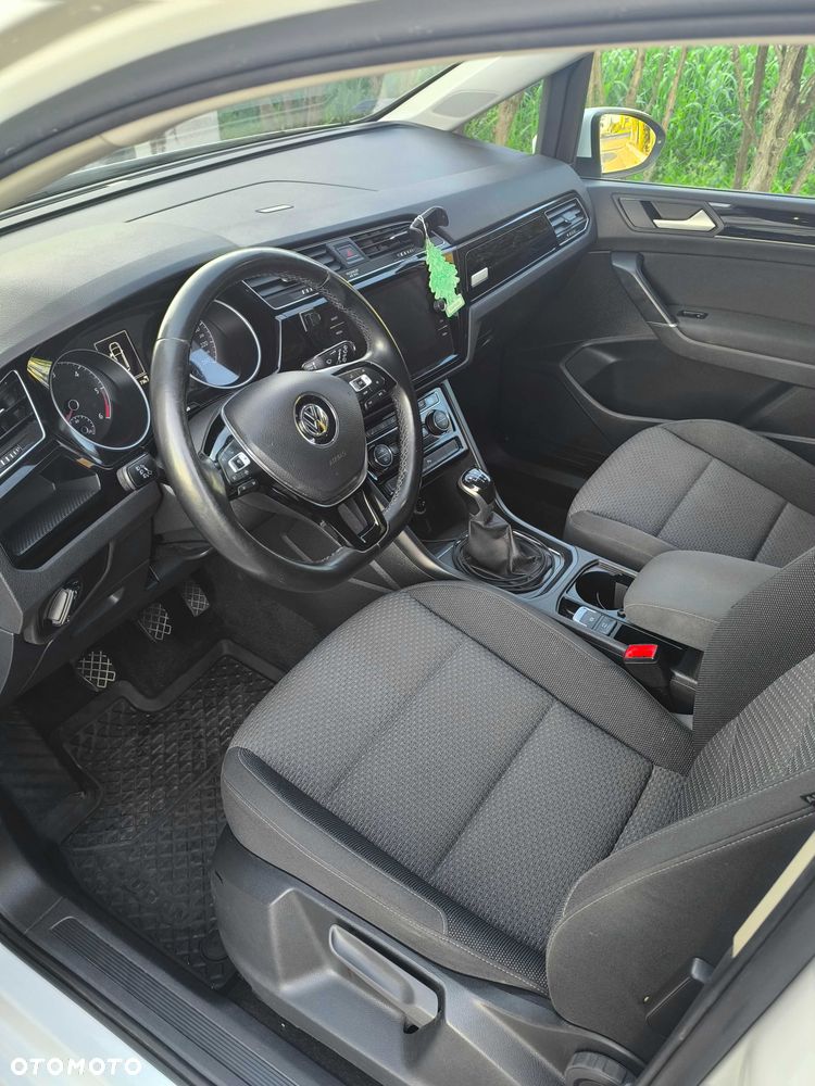 Volkswagen Touran 2020 photo 5