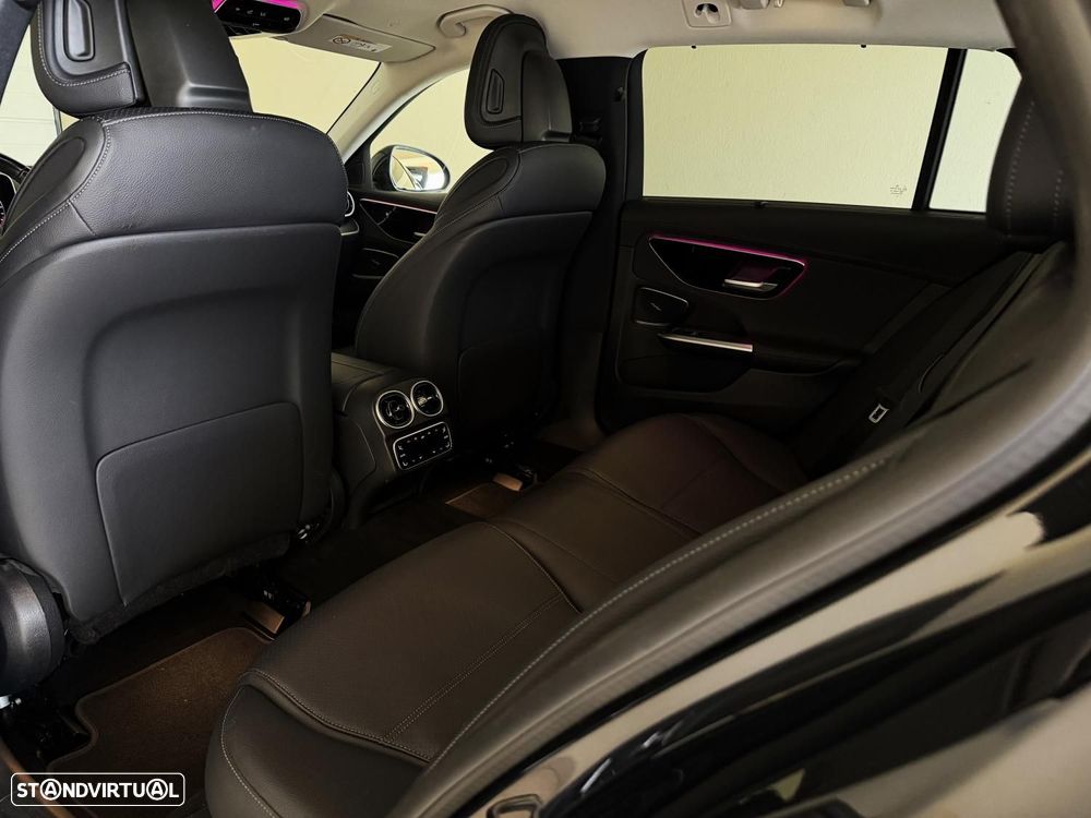 Mercedes-Benz C 300 - 40