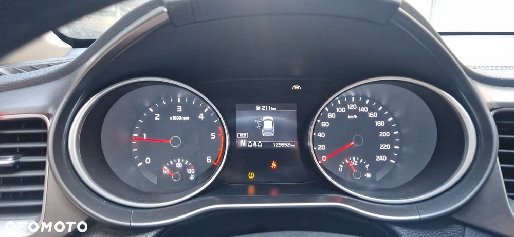 Kia Ceed - 7