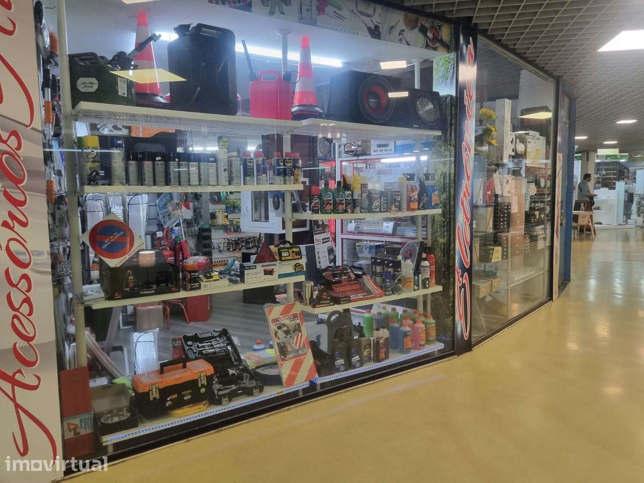 Loja em centro comercial, para trespasse, Loures - Moscavide e Portela - Grande imagem: 2/10
