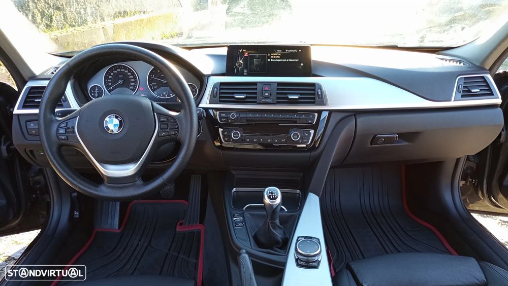 BMW 320 d Line Sport - 12