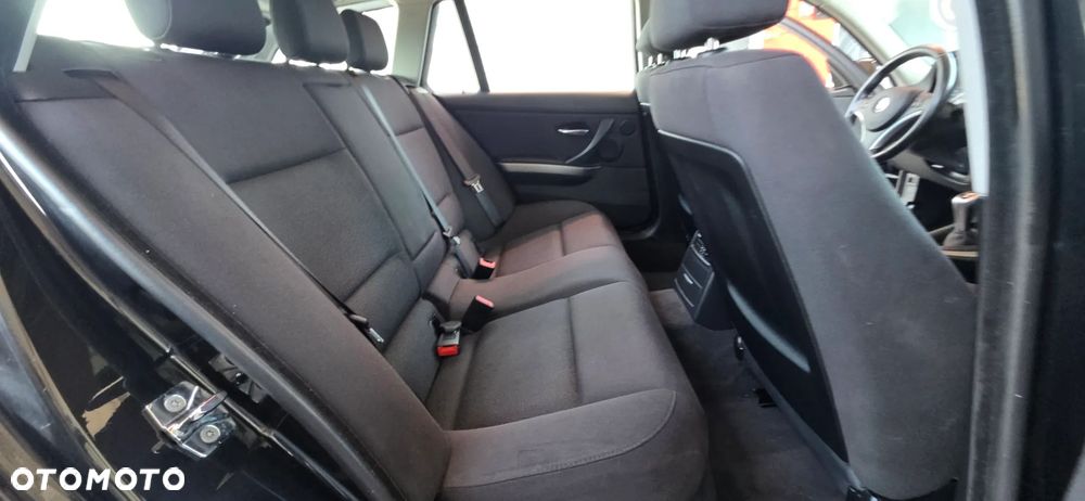 BMW Seria 3 320d DPF - 35