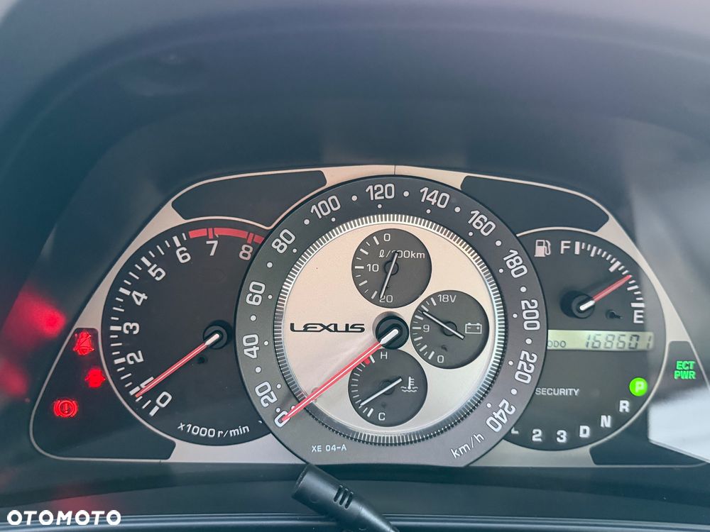 Lexus IS 200 Prestige - 17