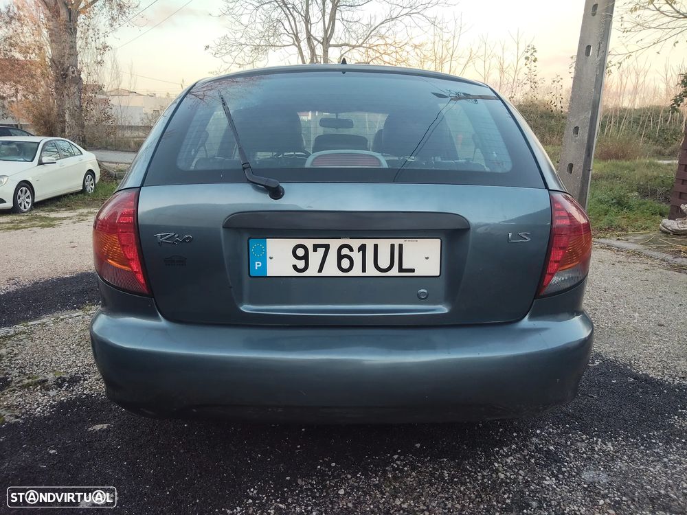 Kia Rio SW 1.3 LS - 4