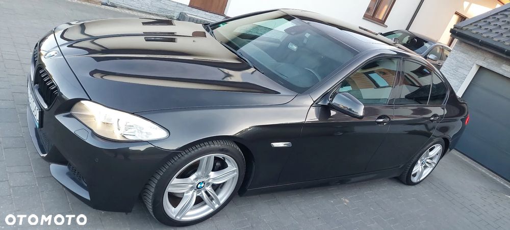 BMW Seria 5 525d Sport-Aut - 23