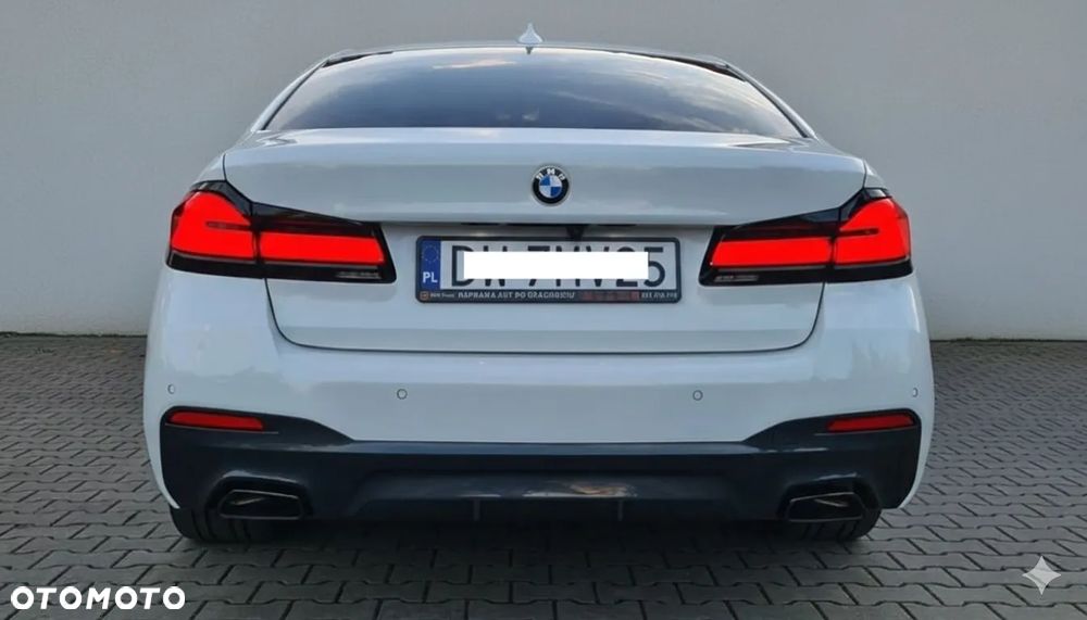 BMW Seria 5 530d xDrive - 4