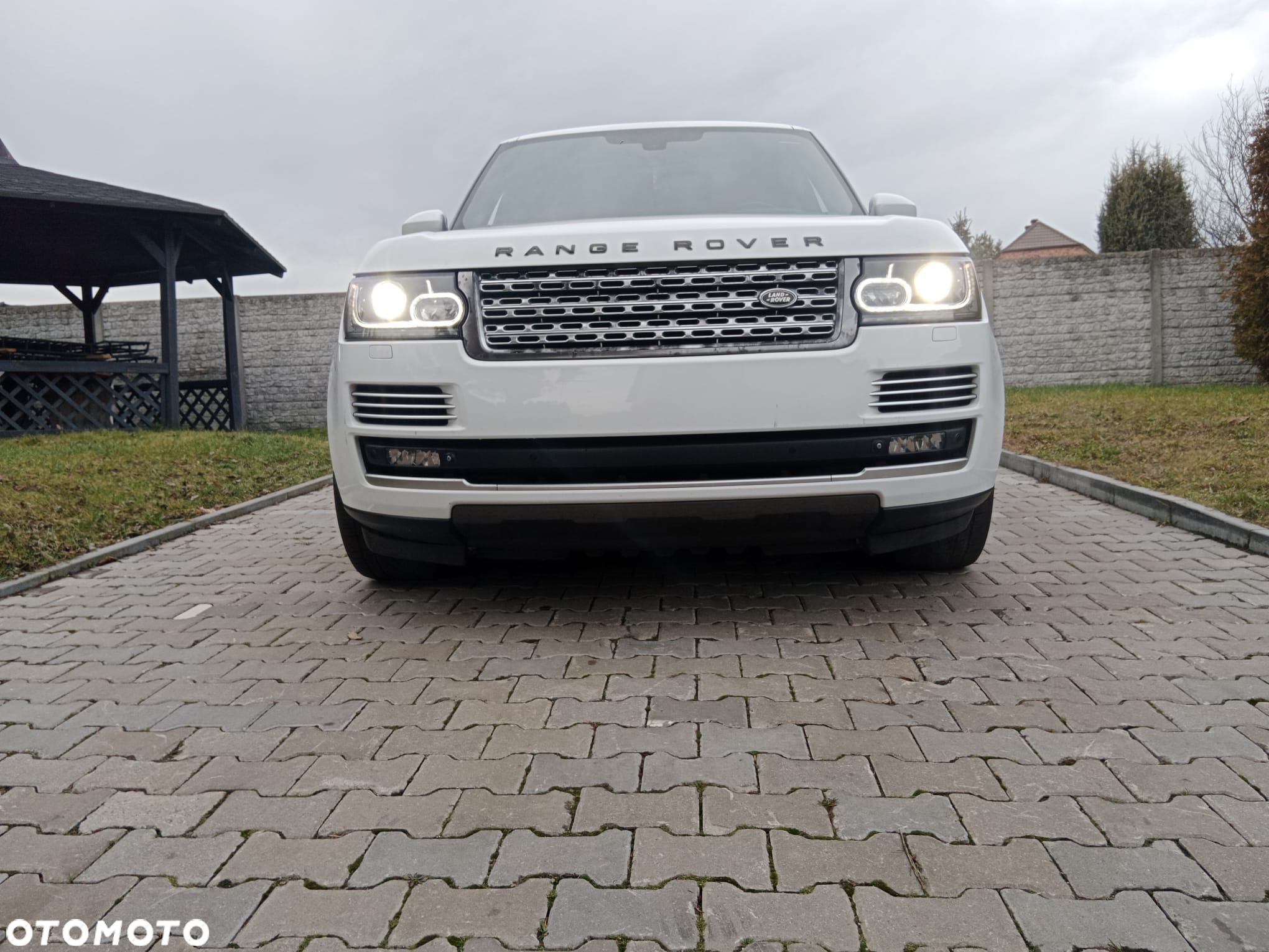 Land Rover Range Rover V8 Supercharged Autobiography - 12