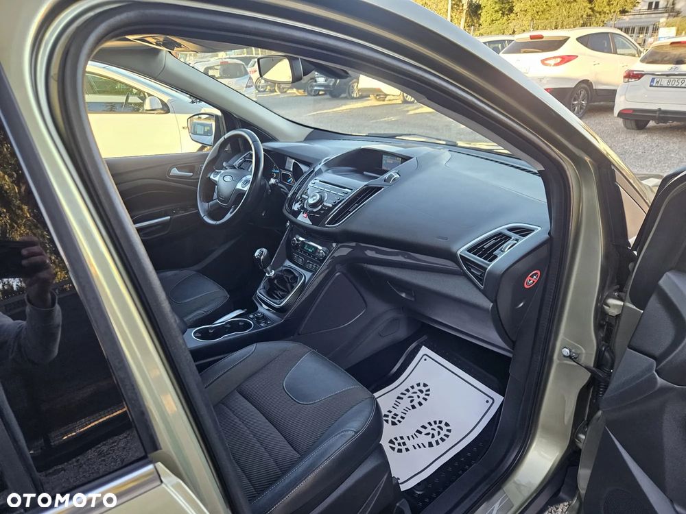 Ford Kuga 2.0 TDCi Titanium - 28