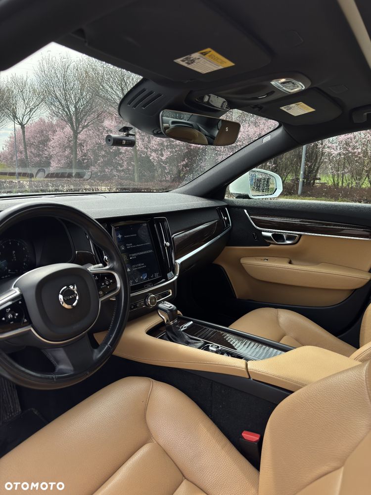 Volvo S90 T5 Geartronic Momentum Pro - 34