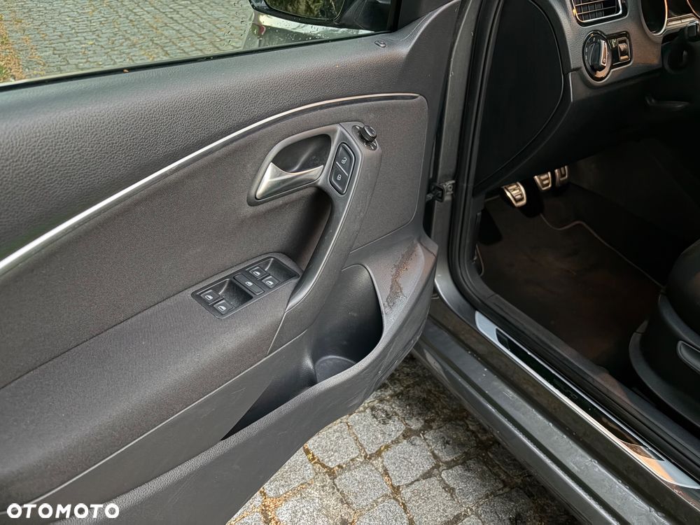 Volkswagen Polo 1.0 (Blue Motion Technology) SOUND - 9