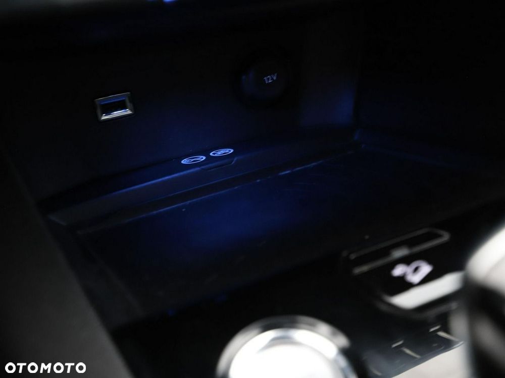 Peugeot 5008 PureTech 130 EAT8 Stop & Start Allure Business-Paket - 30