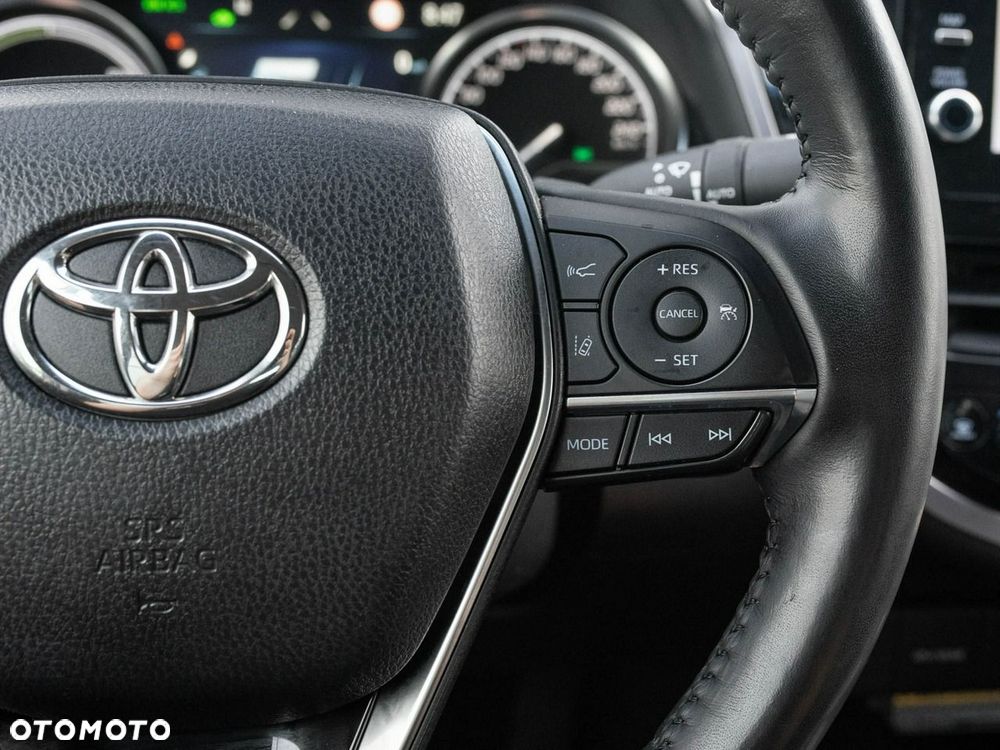 Toyota Camry - 15