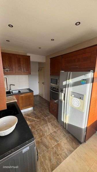 Apartamento T2 para arrendamento - Grande imagem: 2/12