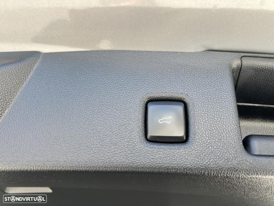 Ford Kuga 2.5 PHEV ST-Line X - 53