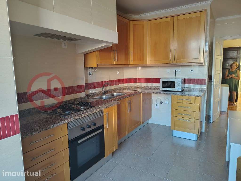Apartamento T4 no Areeiro - Grande imagem: 3/20