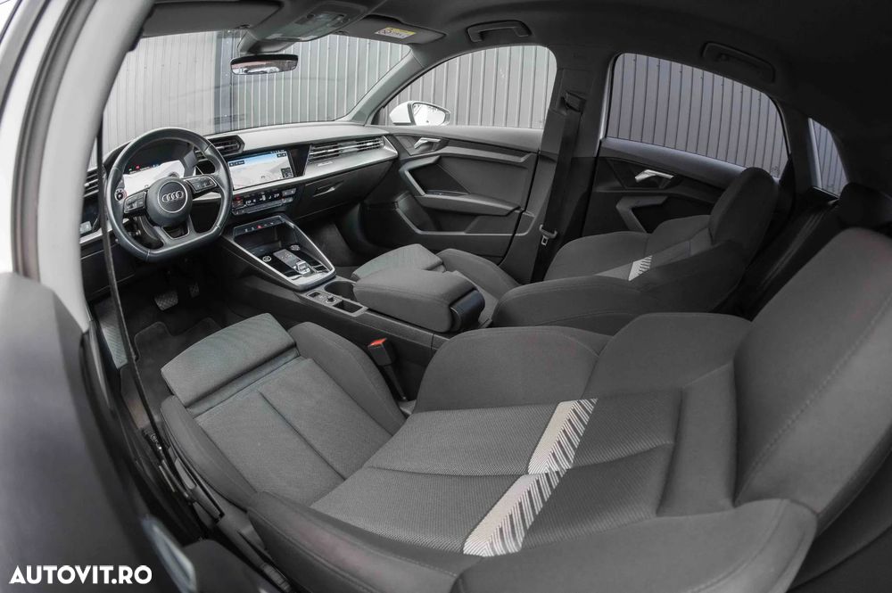 Audi A3 35 TDI ack S tronic S line - 6