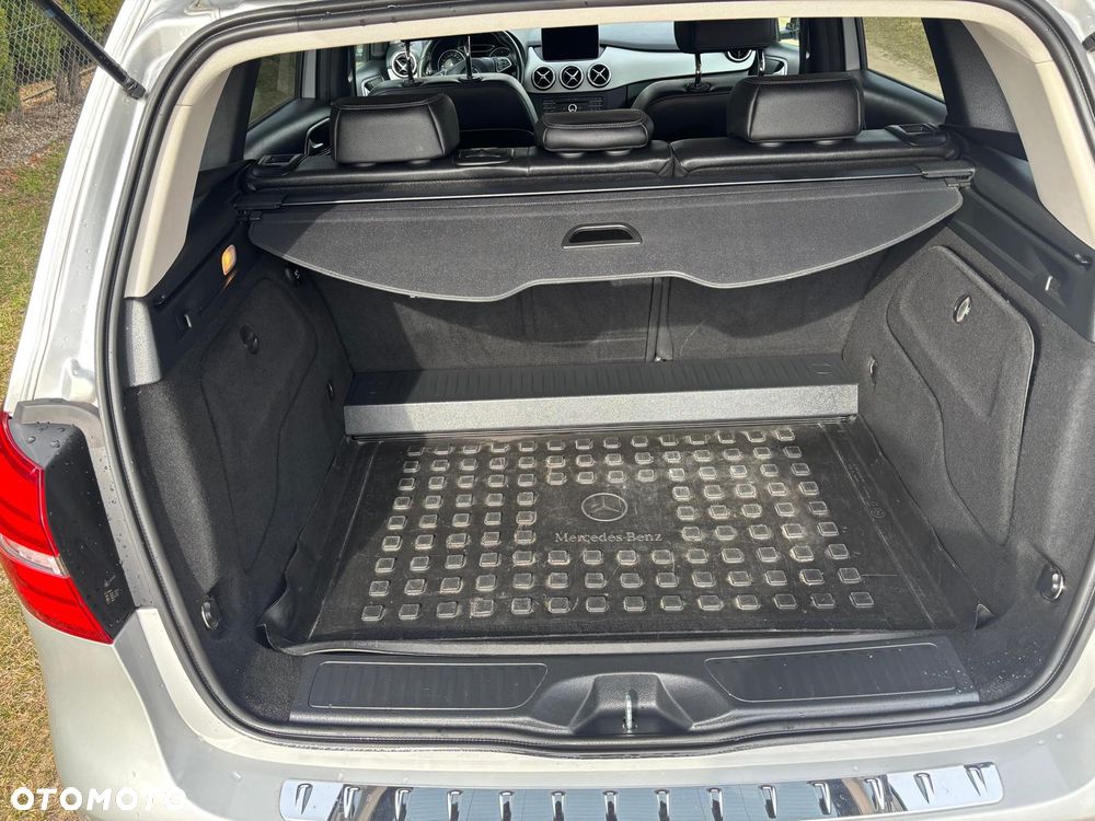 Mercedes-Benz Klasa B 180 (CDI) d 7G-DCT AMG Line - 20
