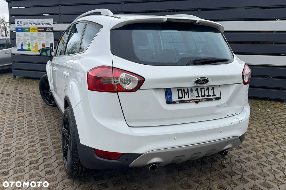 Ford Kuga 2.5 4x4 Titanium - 8