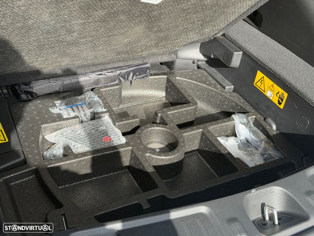 Jeep Compass 1.3 T4 4xe Auto Limited - 51