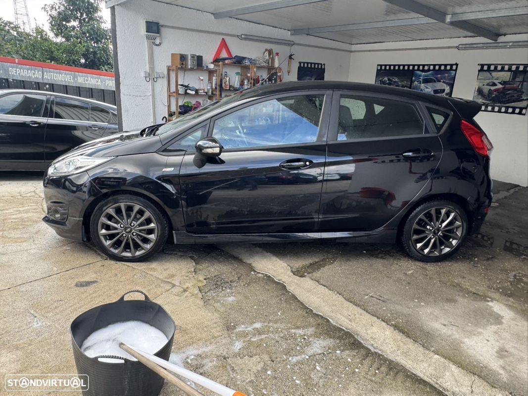 Ford Fiesta 1.5 TDCi STLine - 35