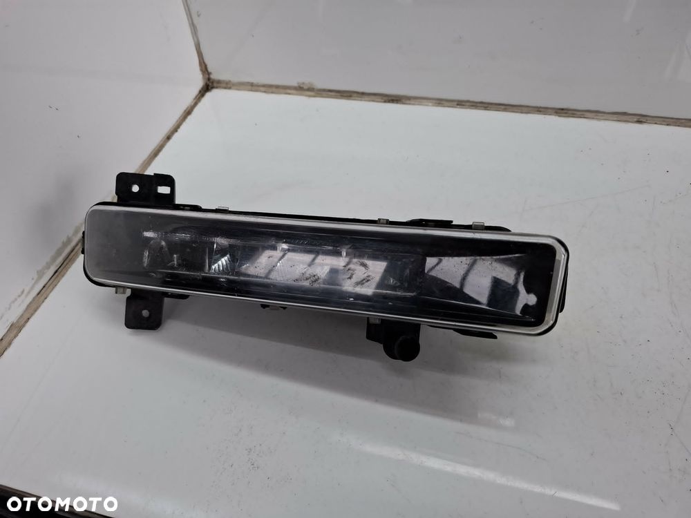 HALOGEN PRZECIWMGIELNY PRAWY PRZEDNI PRZÓD BMW G30 G31 90051532 ŁADNY - 5