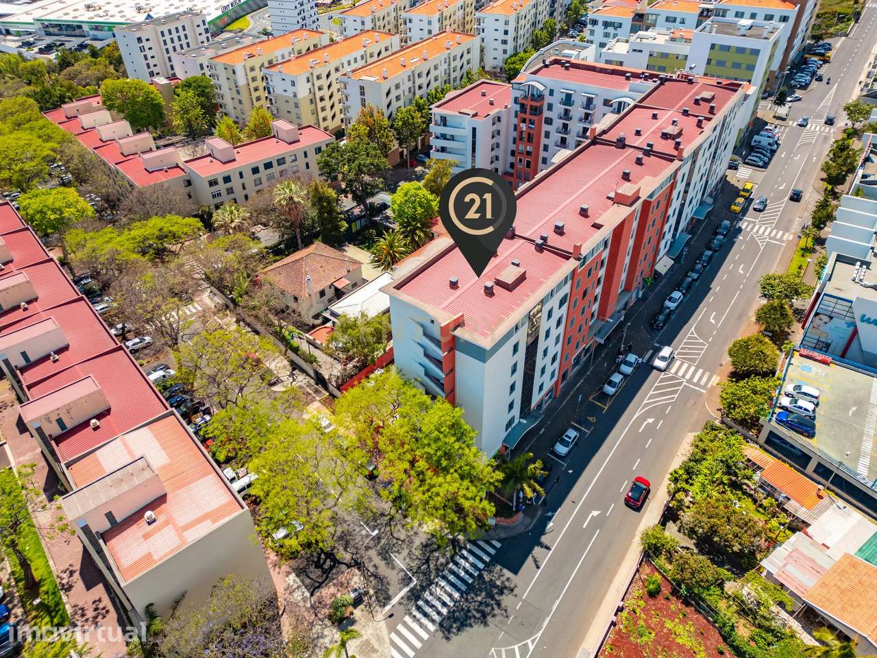 Apartamento T2 – Oportunidade de Valorização no Funchal - Grande imagem: 2/15
