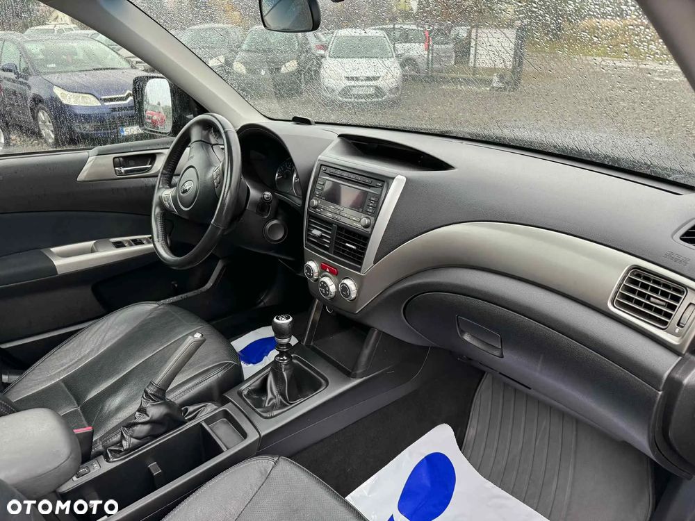 Subaru Forester 2.0D XA 000 Euro5 - 15