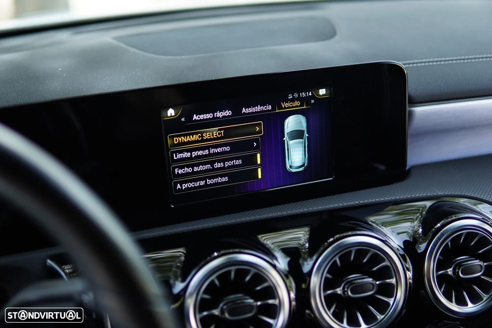 Mercedes-Benz A 250 e 8G-DCT AMG Line - 52