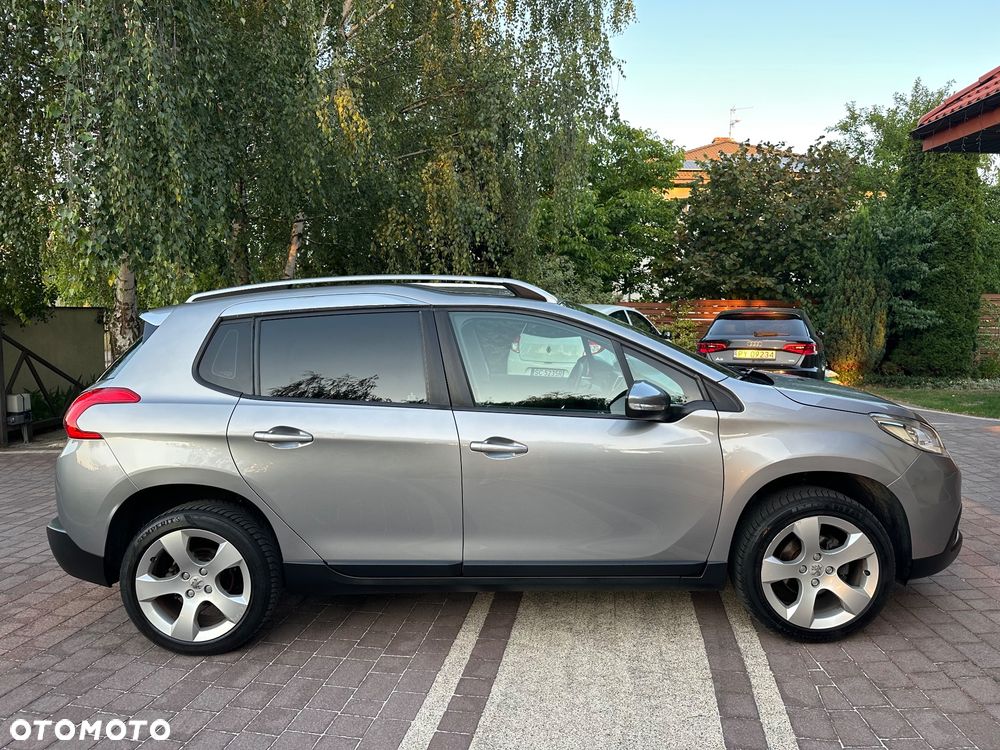 Peugeot 2008 PureTech 82 Style - 10