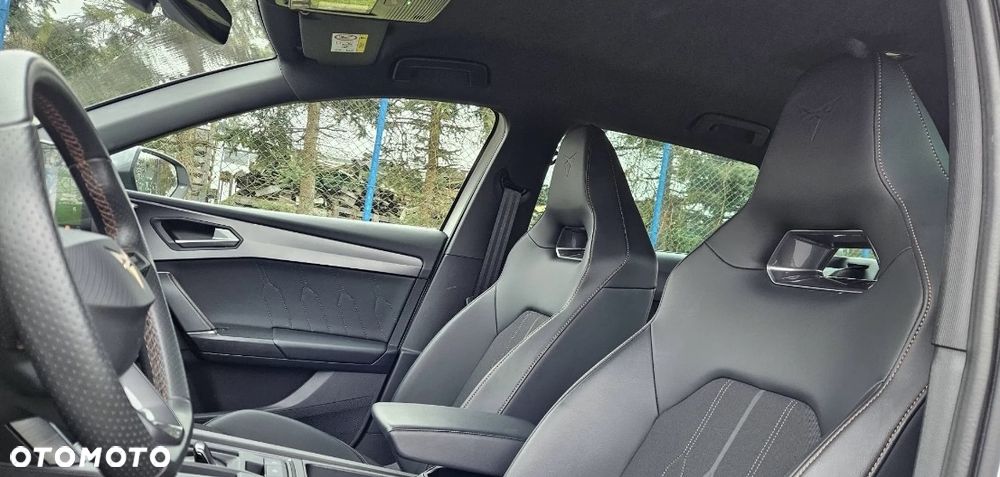 Cupra Leon Sportstourer 2.0 TSI 4Drive VZ Cup DSG - 11