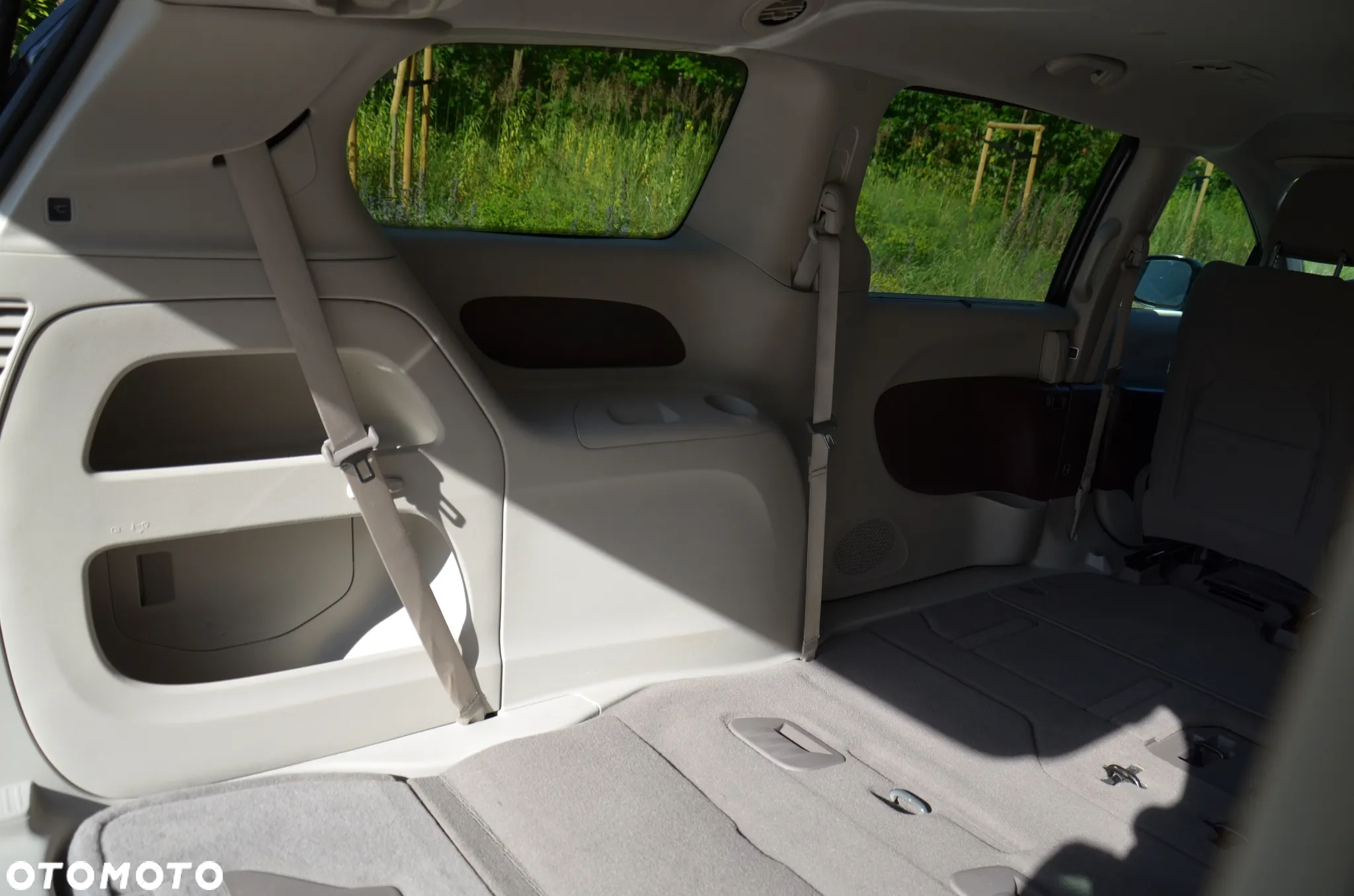 Chrysler Pacifica - 25