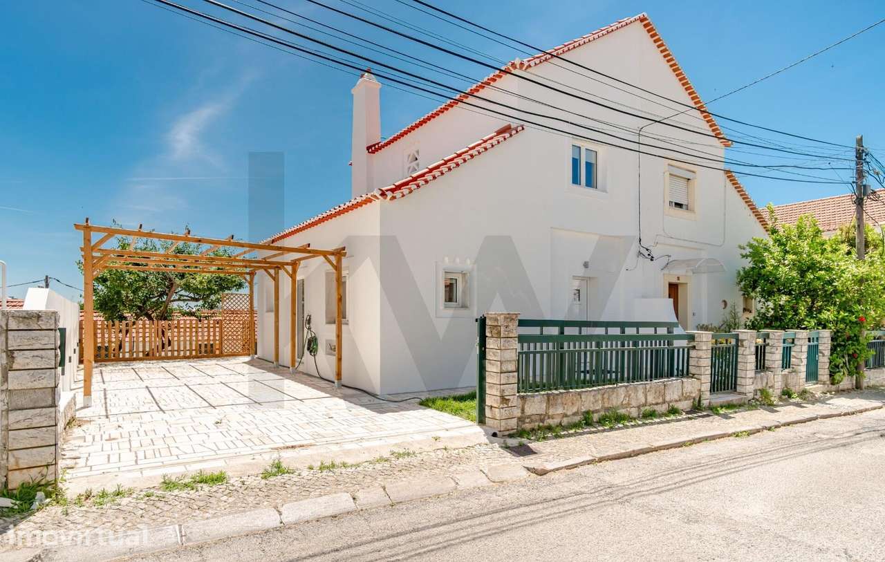 Moradia T2 Renovada no Bairro do Pombal - Grande imagem: 4/48