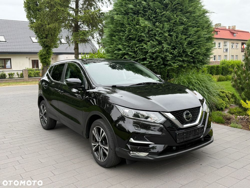 Nissan Qashqai 1.7 dCi Xtronic ALL-MODE 4x4i TEKNA - 3