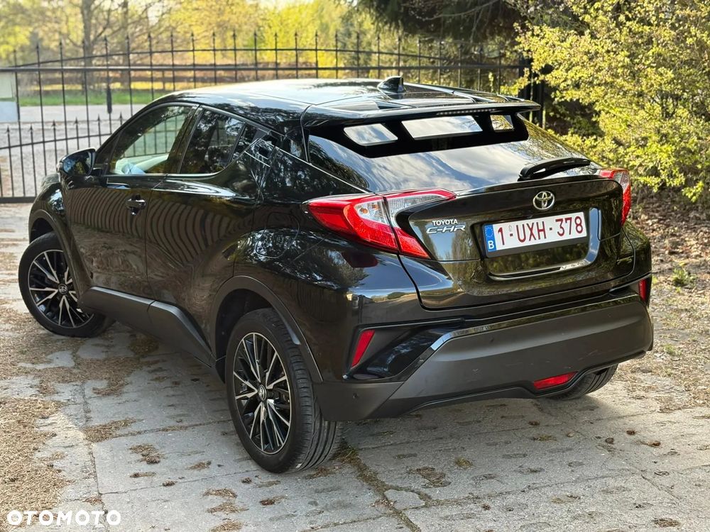 Toyota C-HR - 16