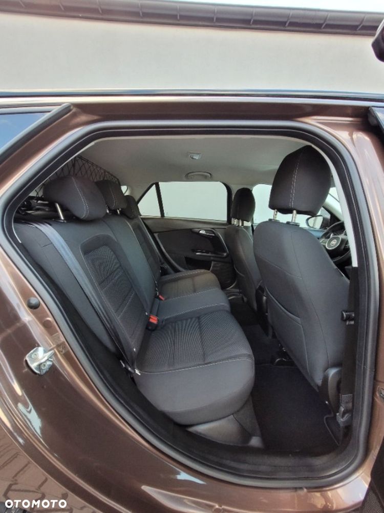 Fiat Tipo 1.4 T-Jet 16v S-Design - 18