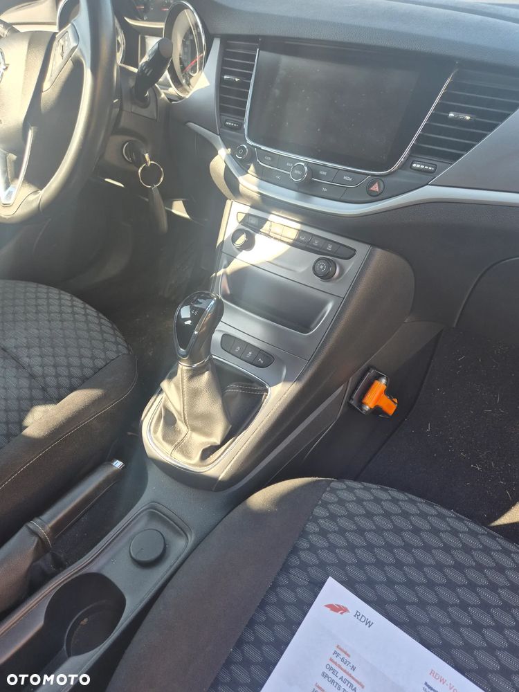 Opel Astra 1.4 Turbo Business - 21