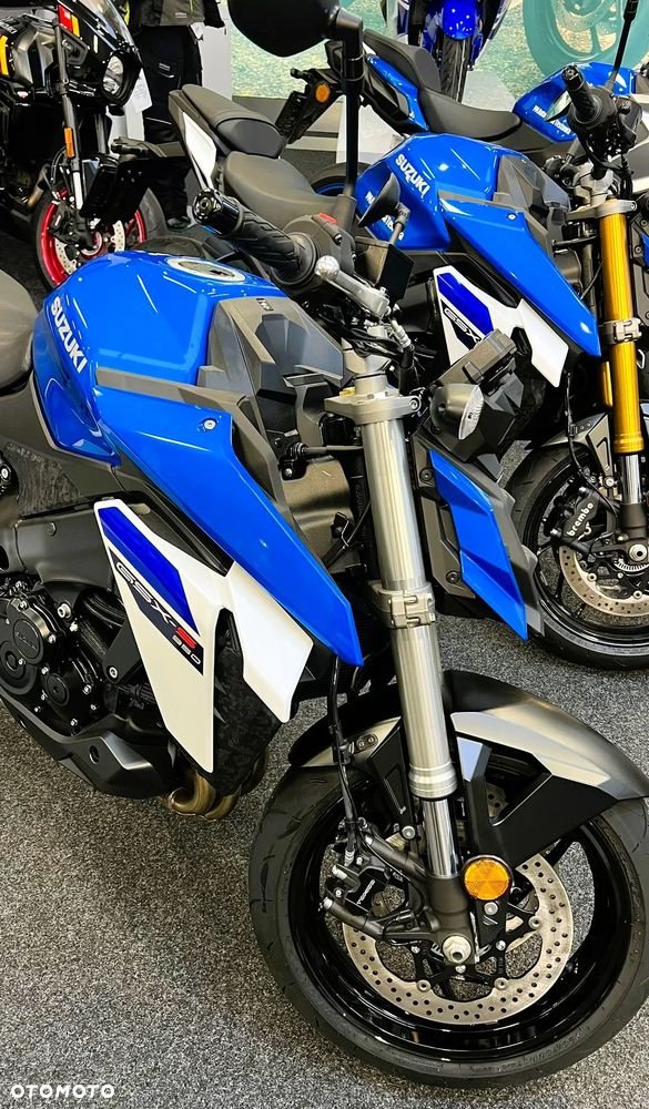 Suzuki GSX - 9