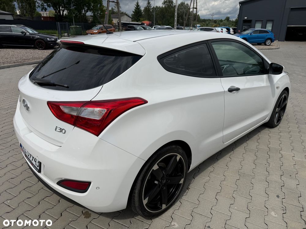 Hyundai i30 1.4 Style - 11