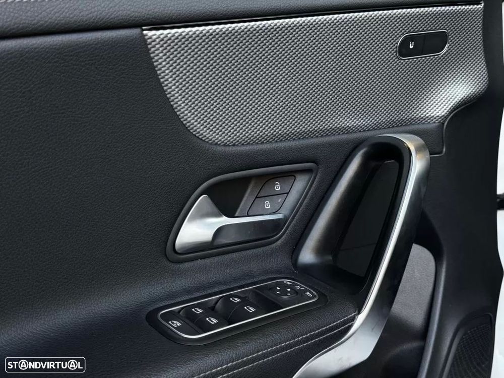 Mercedes-Benz CLA 200 d Shooting Brake 8G-DCT Special Edition - 23