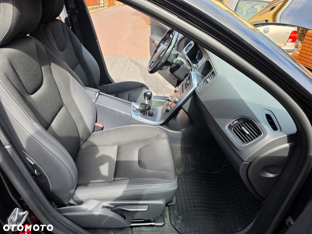 Volvo V60 D3 Business Edition - 21
