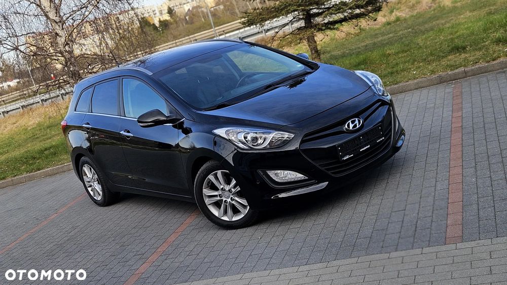 Hyundai i30 1.6 CRDi Automatik Trend - 11