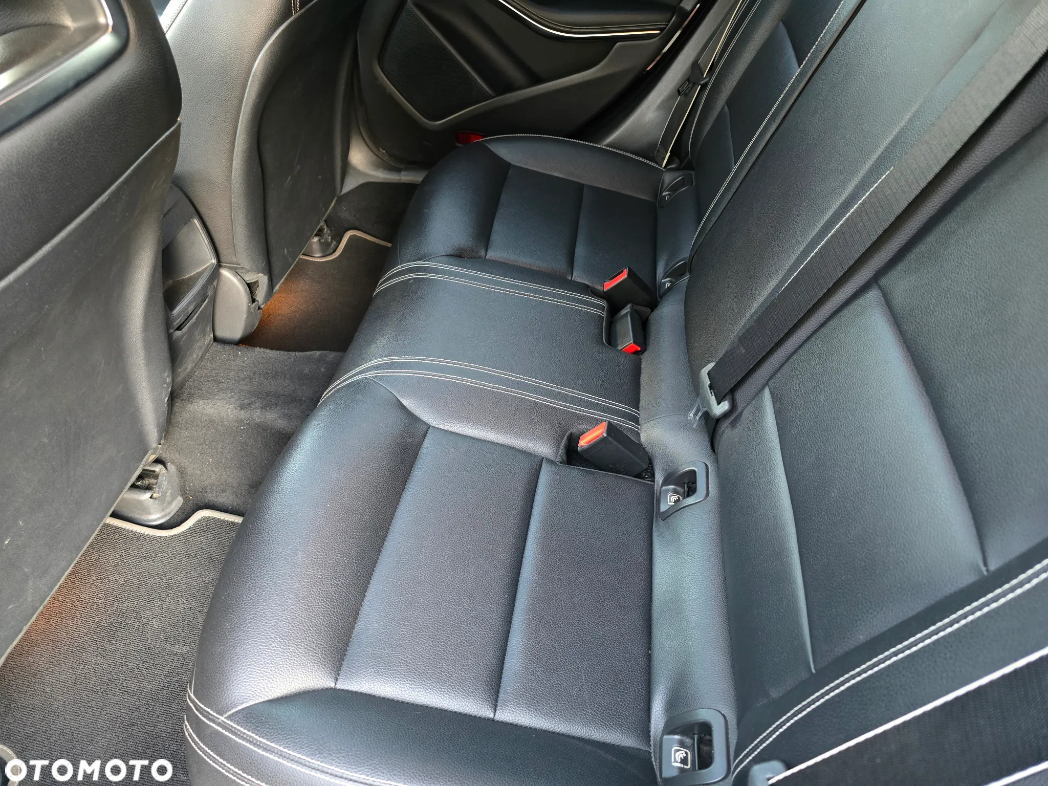 Mercedes-Benz CLA 200 d 7G-DCT AMG Line - 19