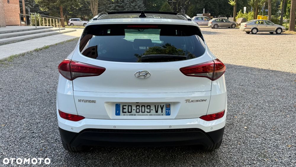 Hyundai Tucson blue 1.7 CRDi 2WD Style - 14