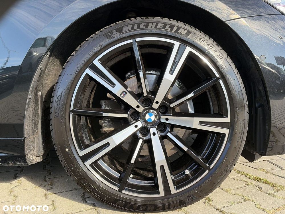 BMW Seria 5 520d xDrive mHEV M Sport - 11